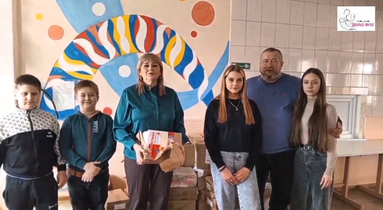 Пополнили библиотеку школы Сватово